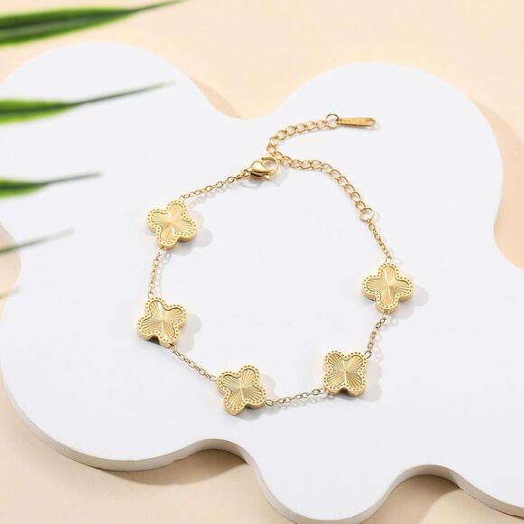 Four Leaf Clover Charm Bracelet 18K Gold Plated Clover Lucky Bracelet Flower - Picture 1 of 5
